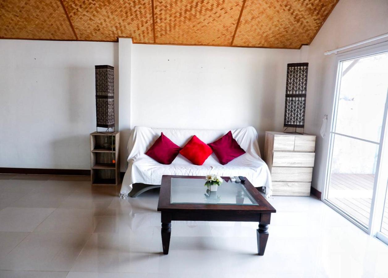 Kingsacre Hotel Nai Yang Beach Екстериор снимка